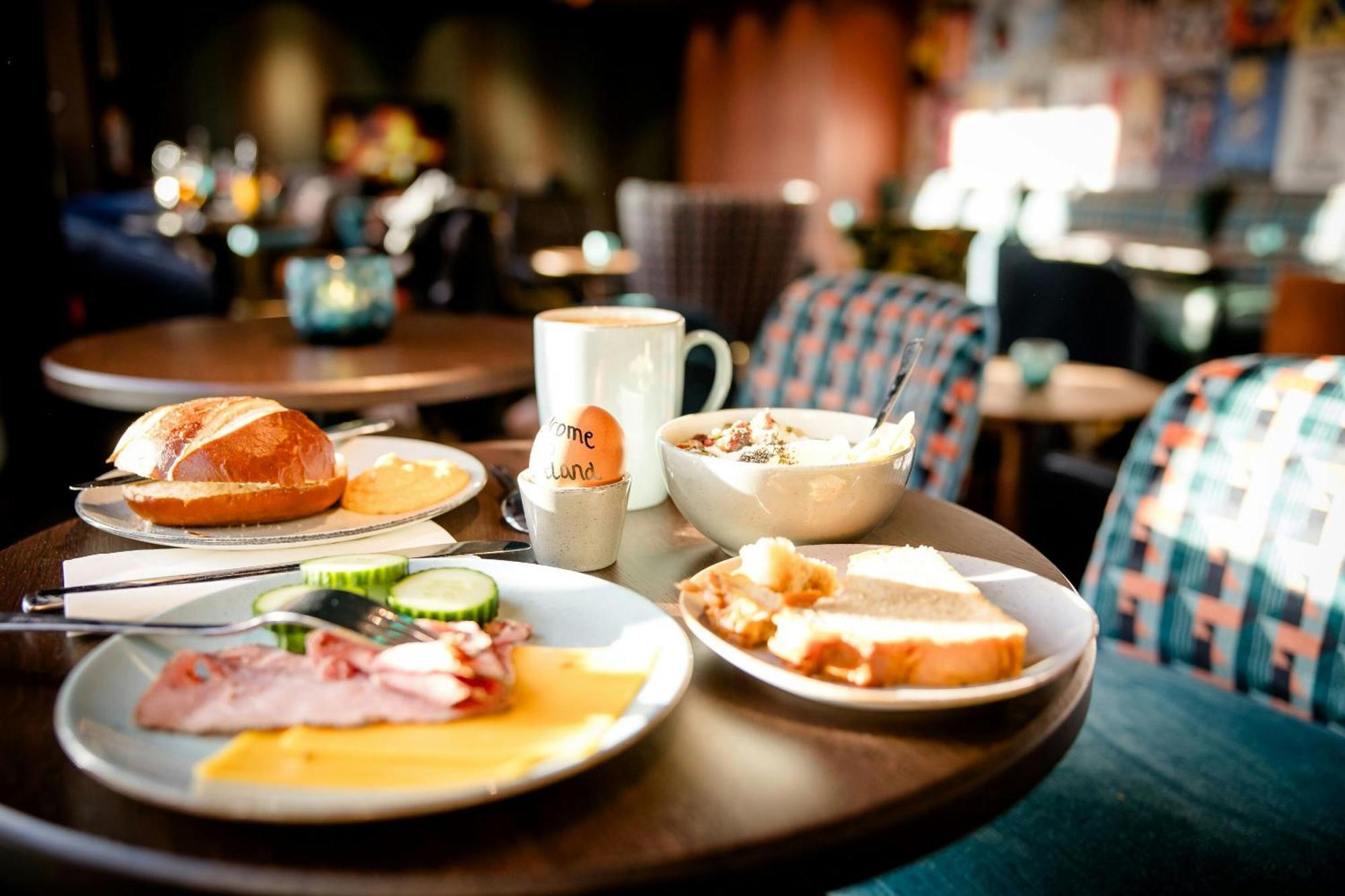 Motel One Edinburgh-Princes — Photos 2