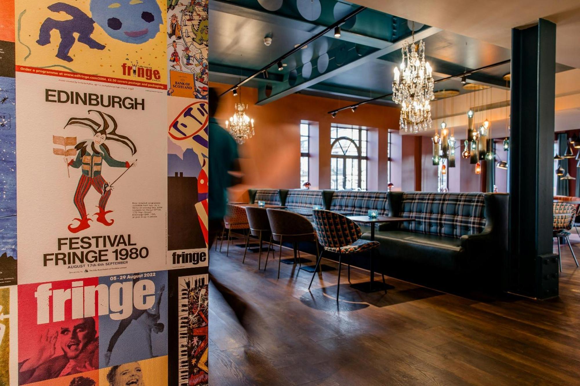 Motel One Edinburgh-Princes — Photos 1